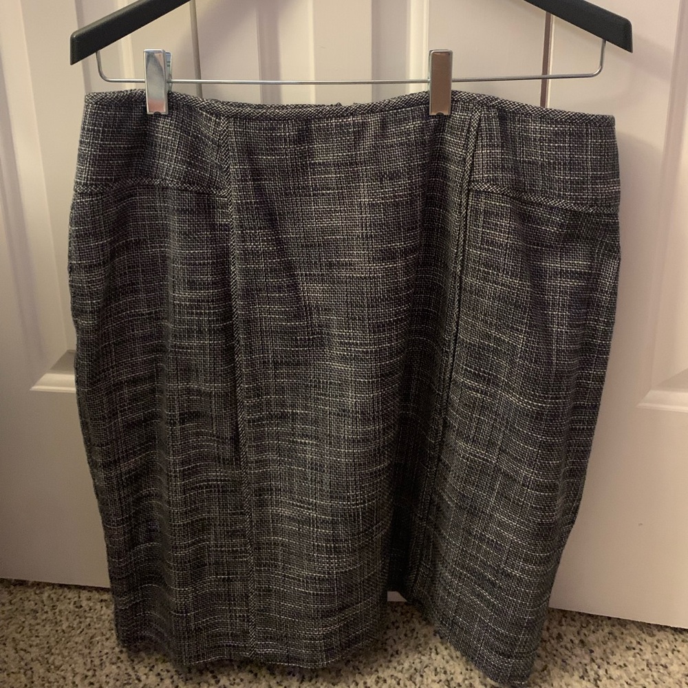 Banana Republic dark blue with white knee length skirt